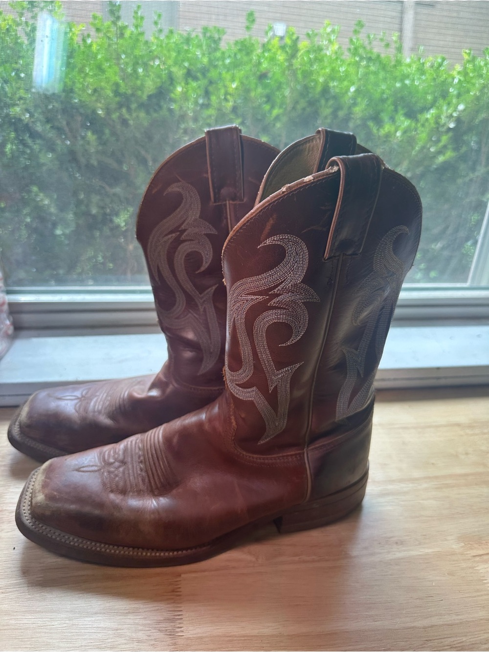 Justin Boots Men's Brown Leather Western Cowboy Boots with Embroidered Shaft